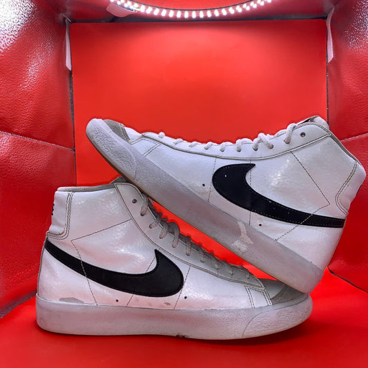 Nike White Vintage Blazer