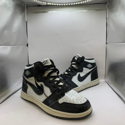 Nike Air Jordan 1 Retro High OG Black & White