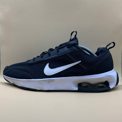 Nike Black INTRLK Lite