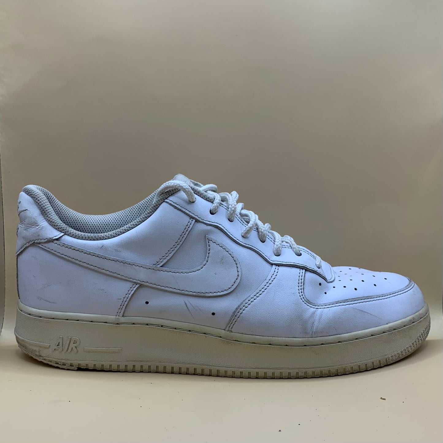 Nike Air Force 1 White EU 45